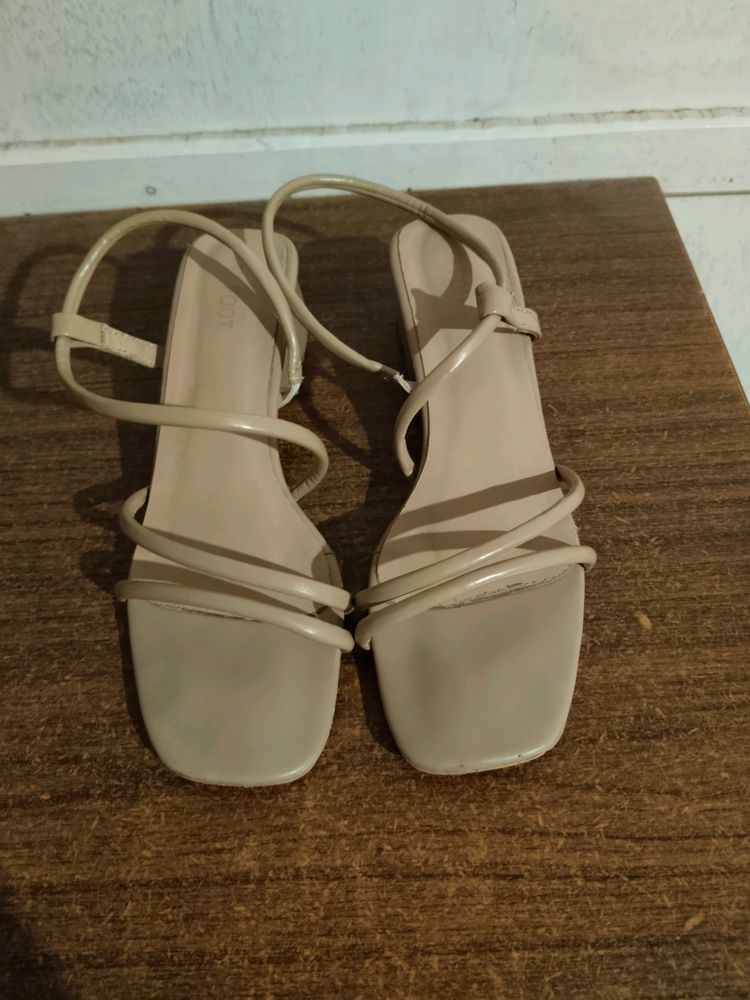Heeled Shoes For Women