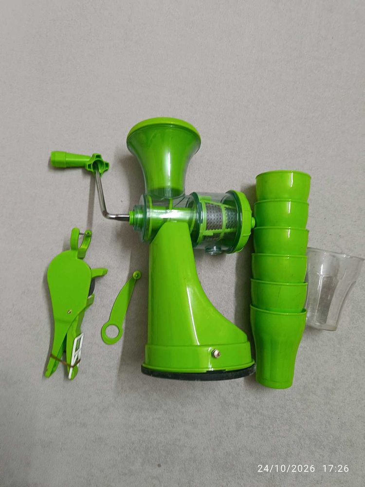 Manual Juicer for Fruits &amp; Vegetables