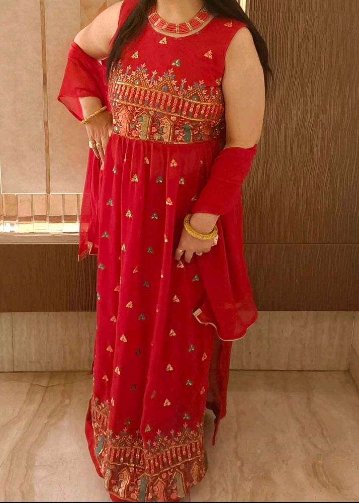 Party wear Naira Cut dress in xl size