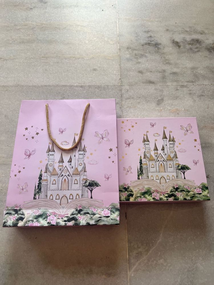 New Charming Castle Gift Bag &amp; Box Set