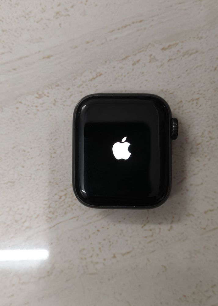 Apple Watch - Black