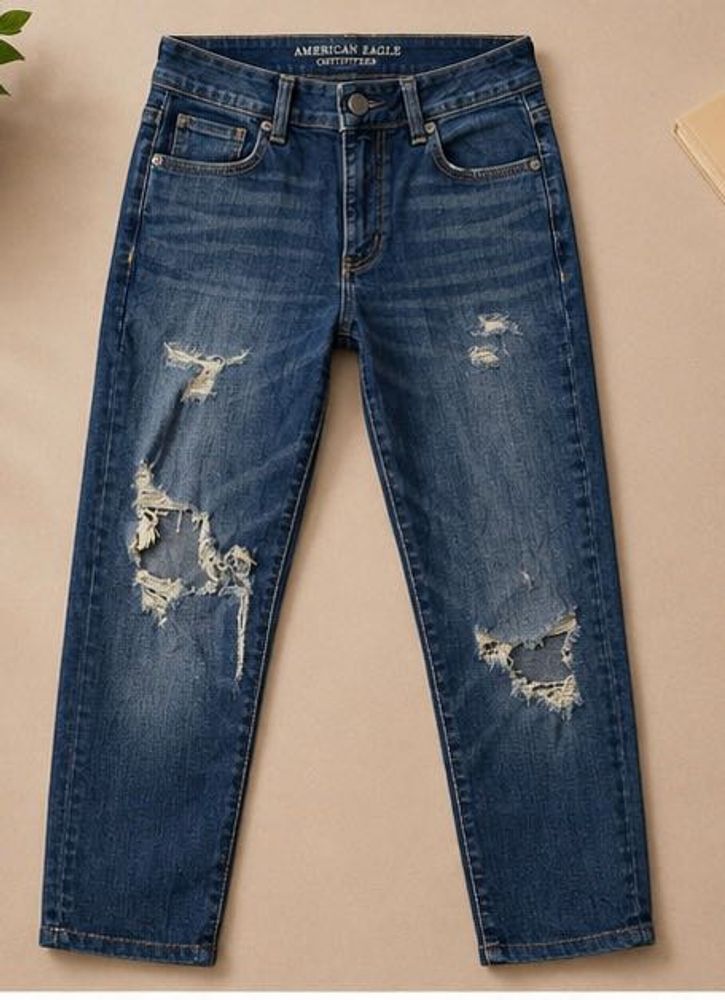 American Eagle Ripped Blue Jeans