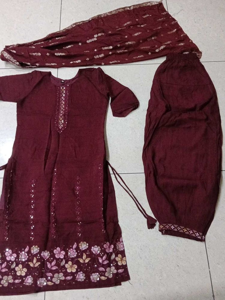 Elegant Maroon Kurta Set with Dupatta
