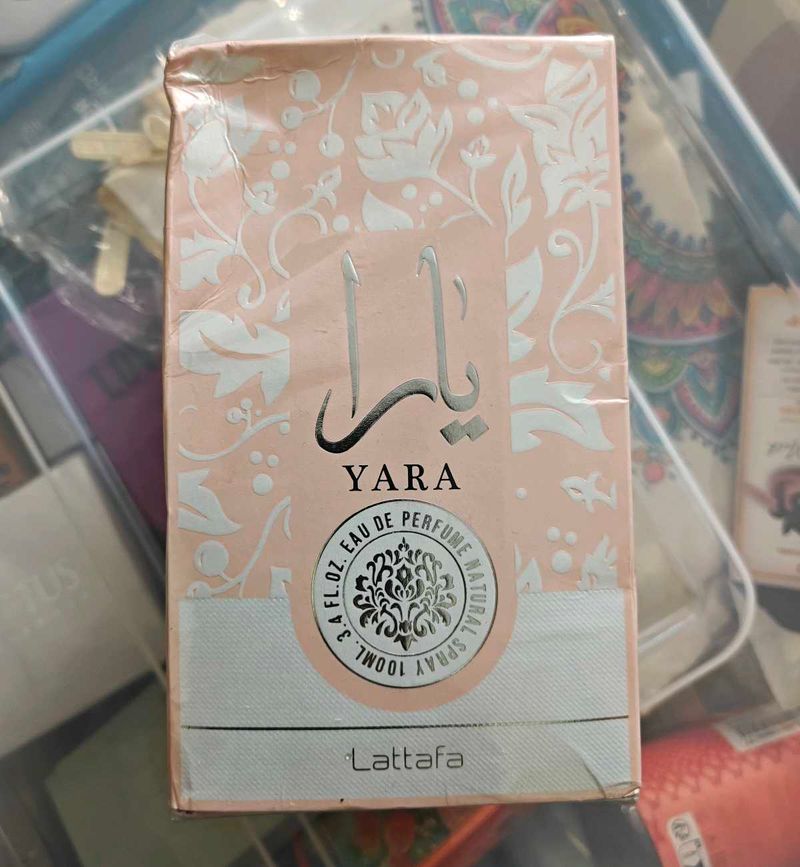 Yara Eau de Parfum by Lattafa