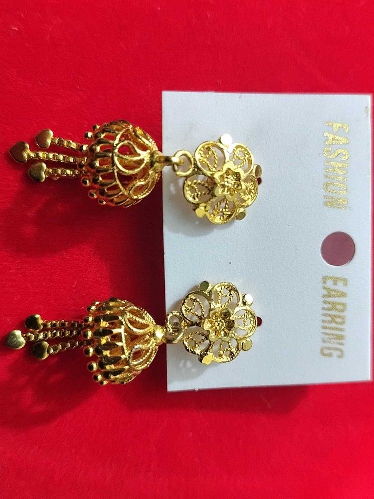 Elegant Gold Tone Jhumka Earrings