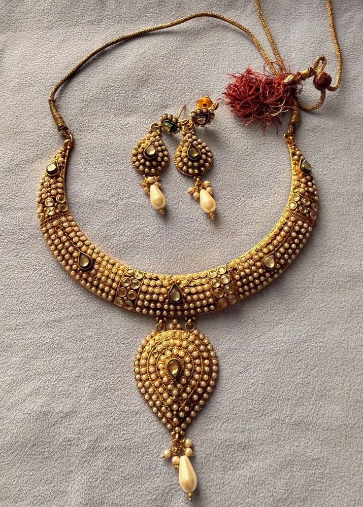 Traditional Pearl Necklace &amp; Earring Set