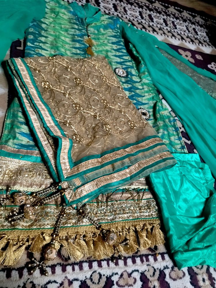Teal &amp; Gold Pakistani Suit