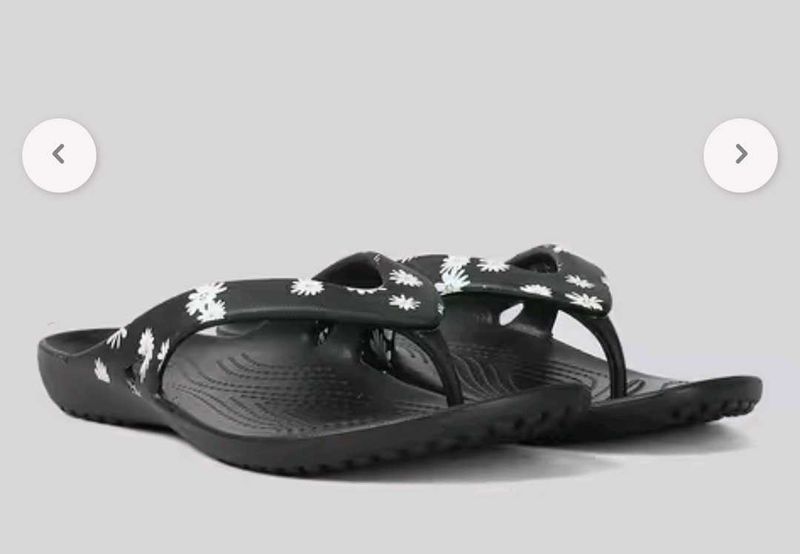 Daisy Print Flip-Flops crocs..