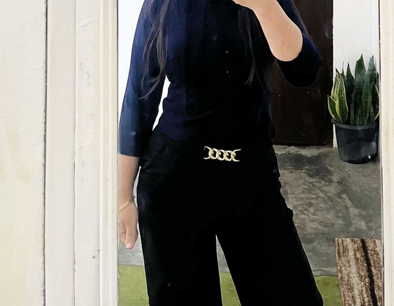 Stylish Wide-Legged Pants with Gold Chain Detail