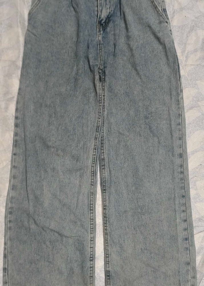 Light Wash Wide Leg Jeans
