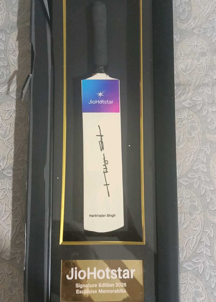 EXCLUSIVE HARBAJAN SINGH SIGNED MINIATURE BAT