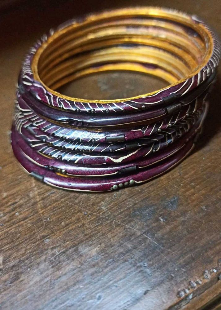 Exquisite Maroon &amp; Gold Bangles Set