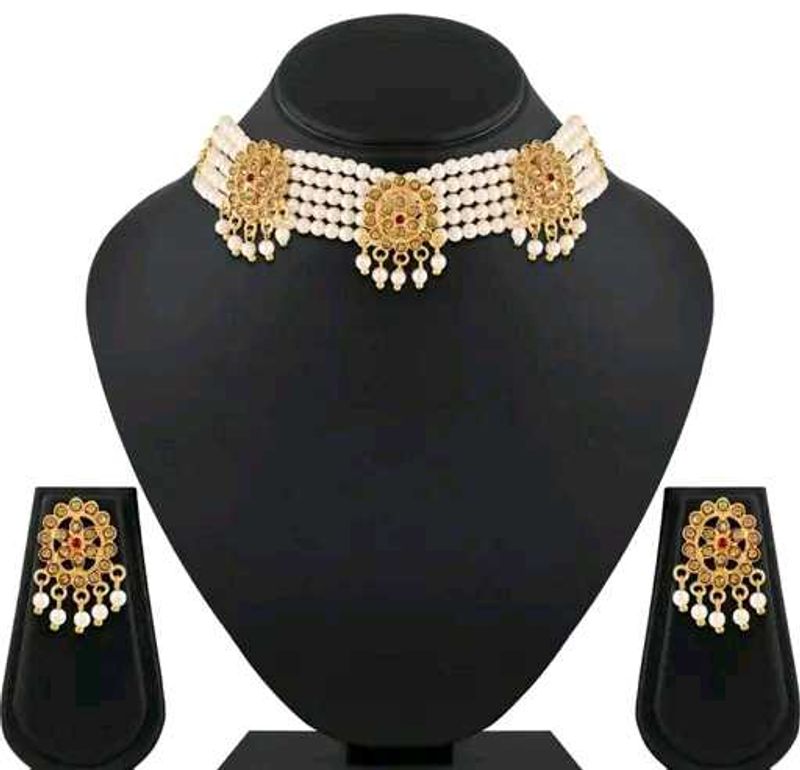 white stone Jewellery Set