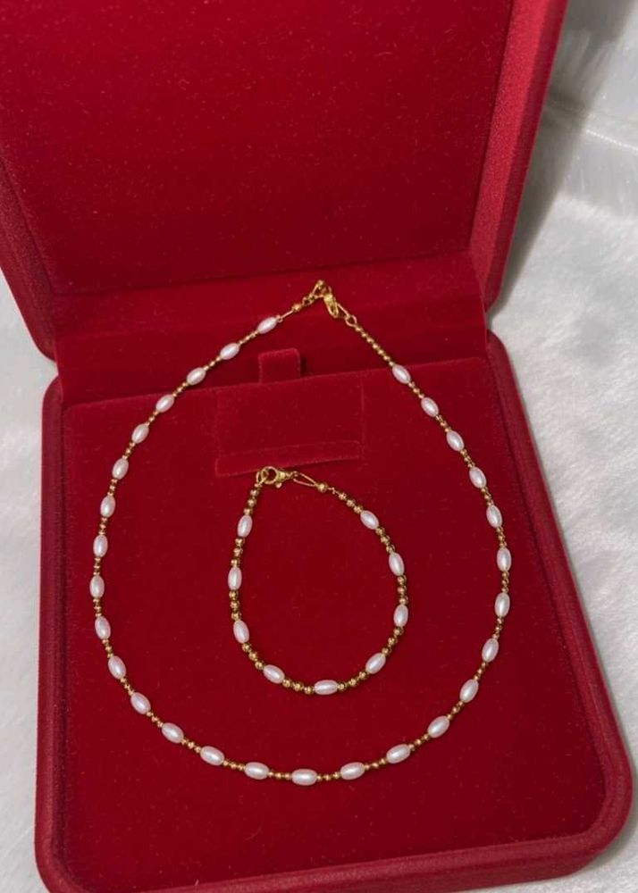 Elegant Pearl Necklace &amp; Bracelet Set