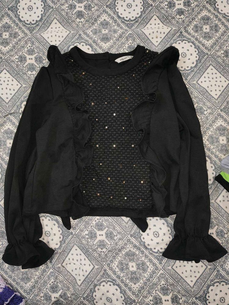 Cute Black Top