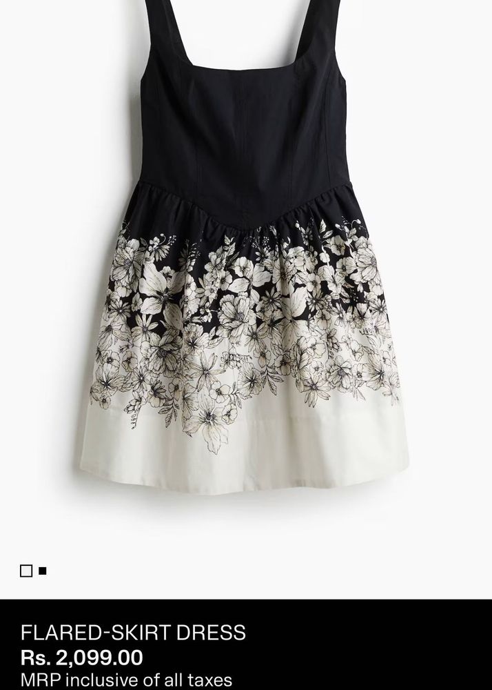 Chic Flared Skirt Dress with Floral Print