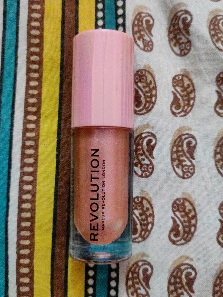 Revolution Lipgloss