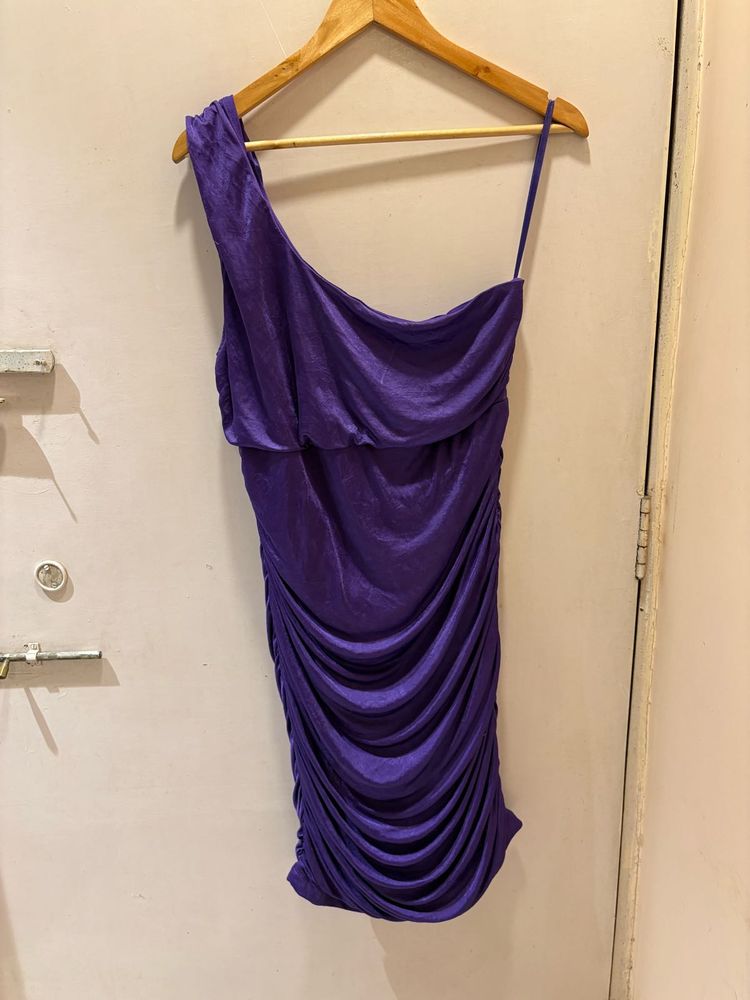 Striking Purple One-Shoulder Ruched Dress