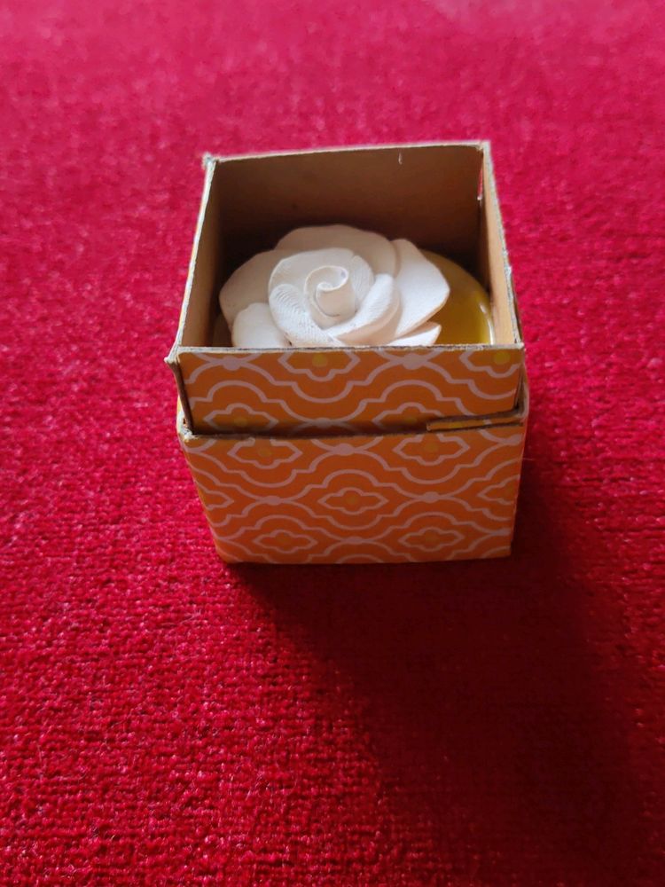 Ceremic Flower Aroma Diffuser