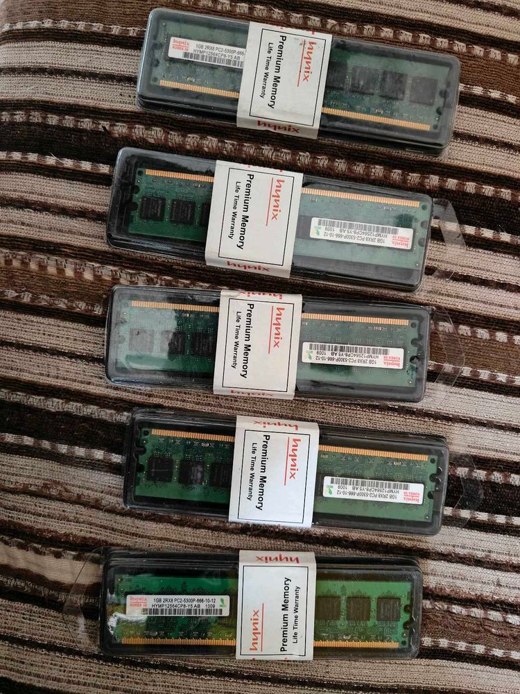 5x Hynix RAM Sticks