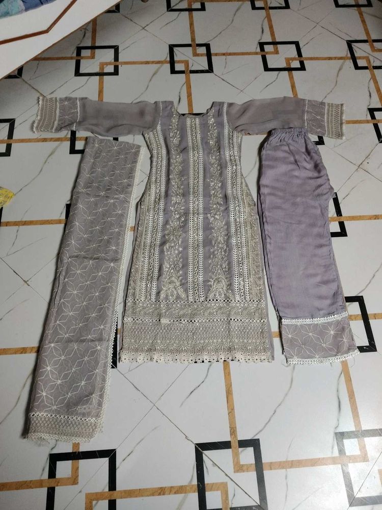 pakistani  organza lace embroided suit
