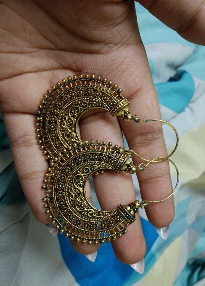Antique Gold Jhumka Earrings