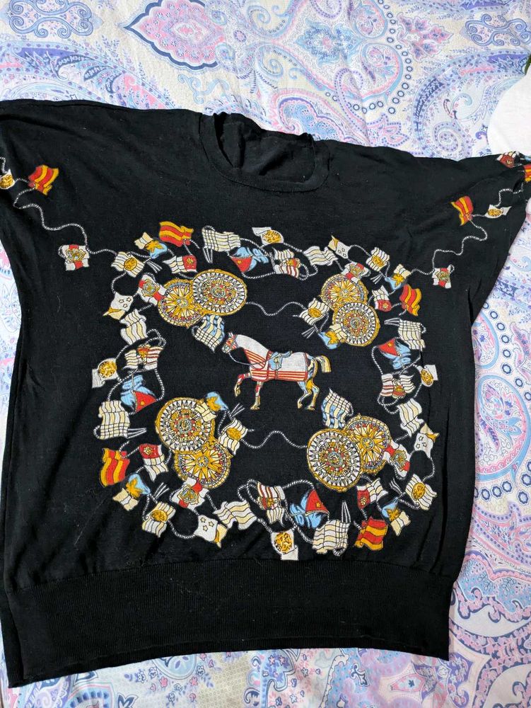 black tshirt