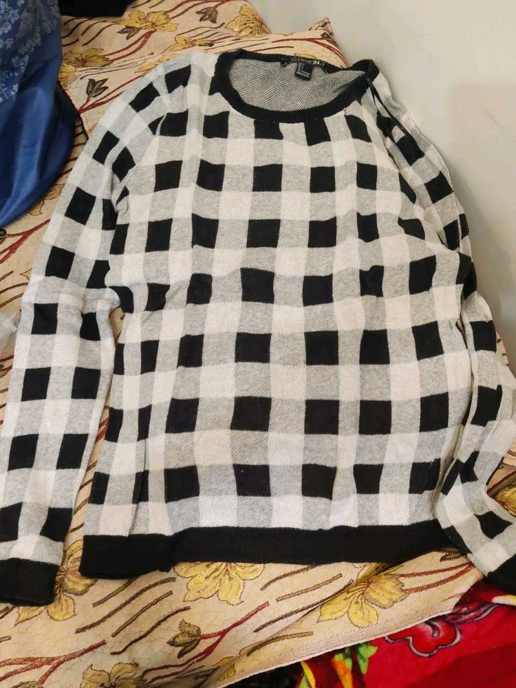 Checkered Pullover Sweater