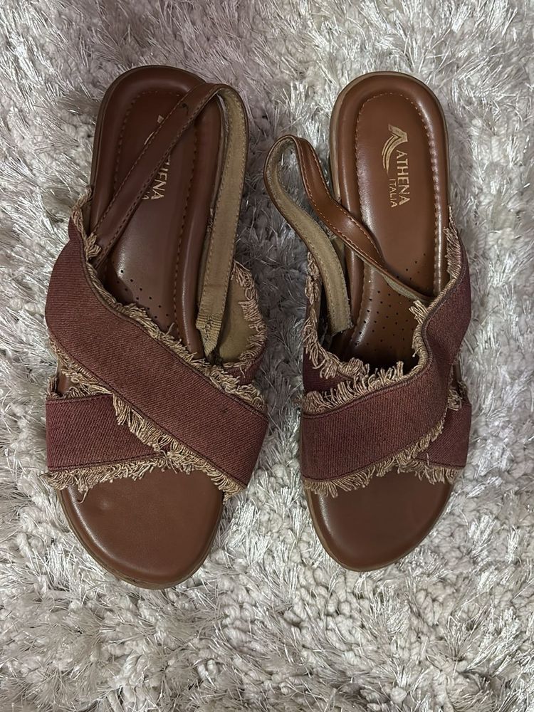 Stylish Brown Fringed Sandals