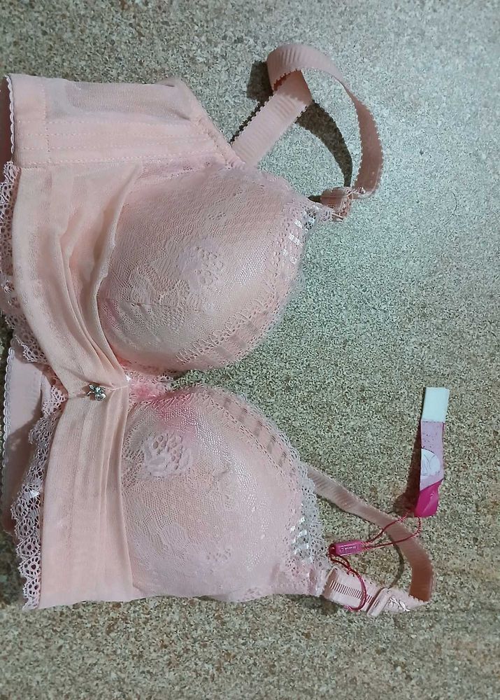Women's Pink Lace Padded Bra