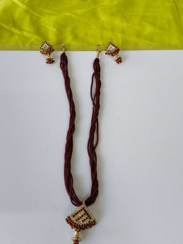 Exquisite Red Beaded Necklace &amp; Earrings Set