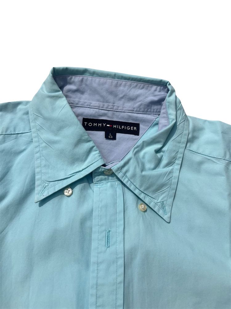 Tommy Hilfiger Men's Light Blue Button-Down Shirt