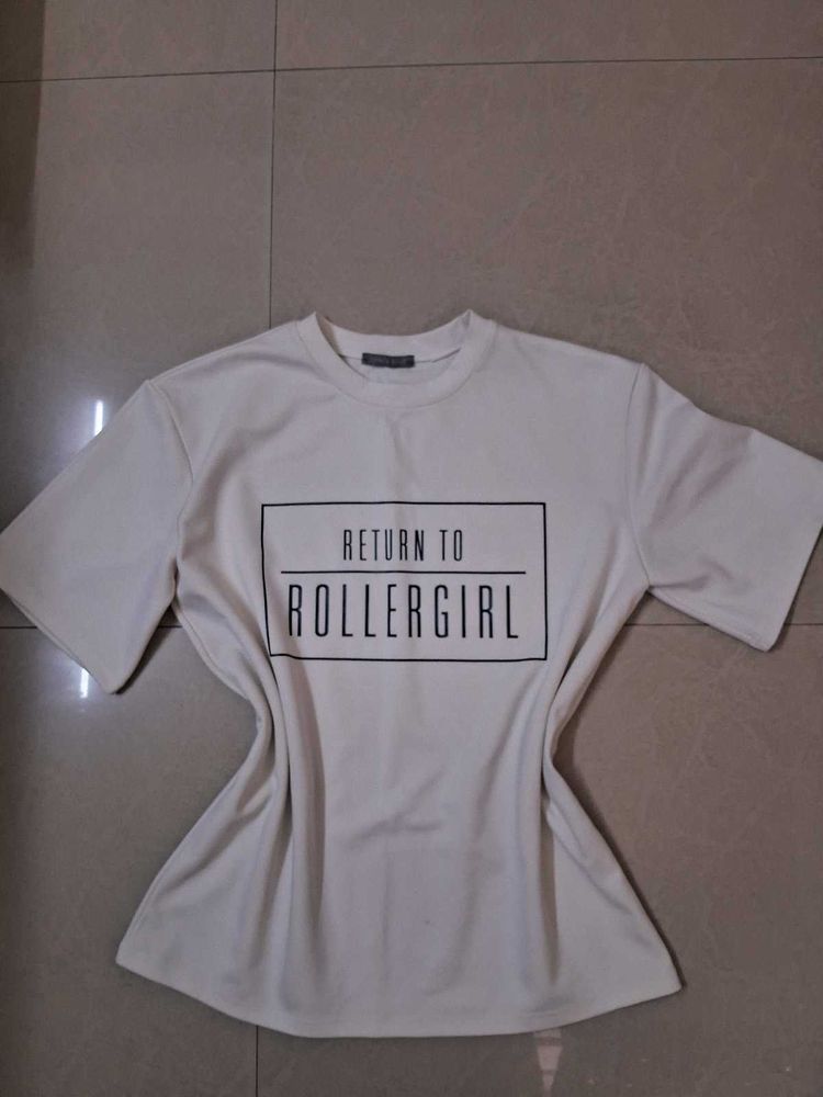 Rollergirl Graphic T-Shirt