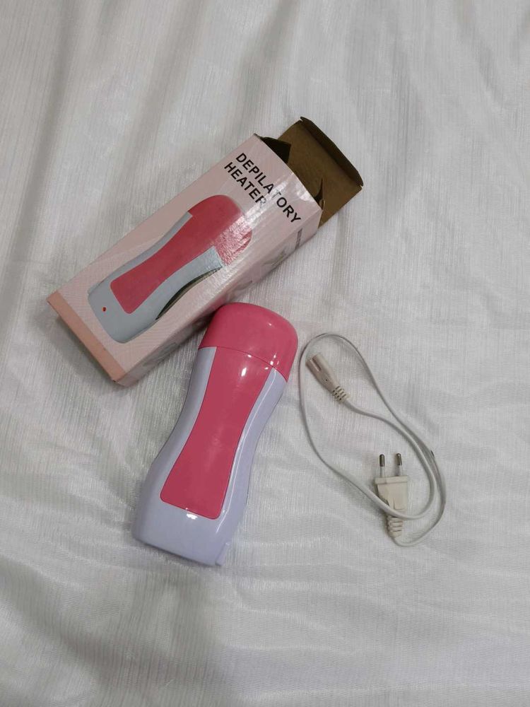 roll-on waxing applicator with wax
