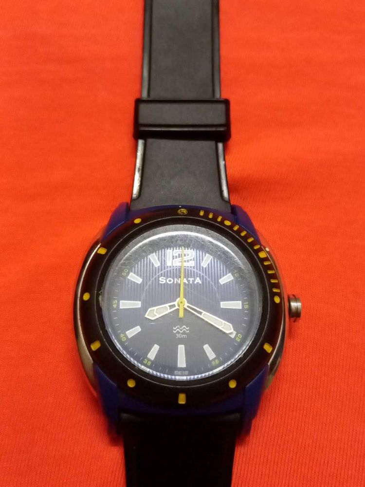 Sonata Watch with new company battery top one