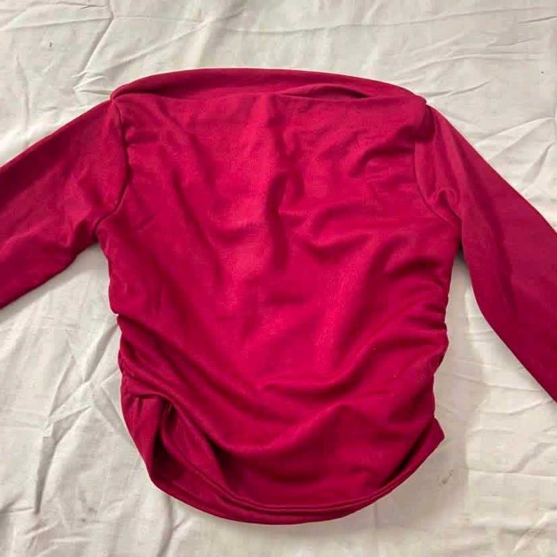 Chic Ruched Long Sleeve Top