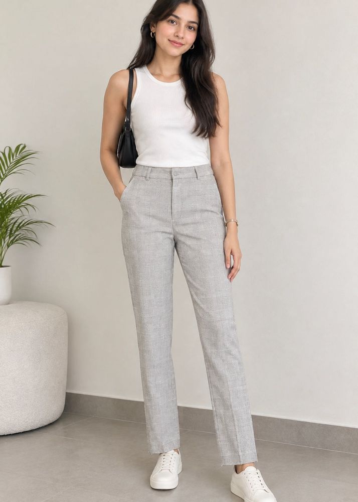 H&amp;M checked Pants