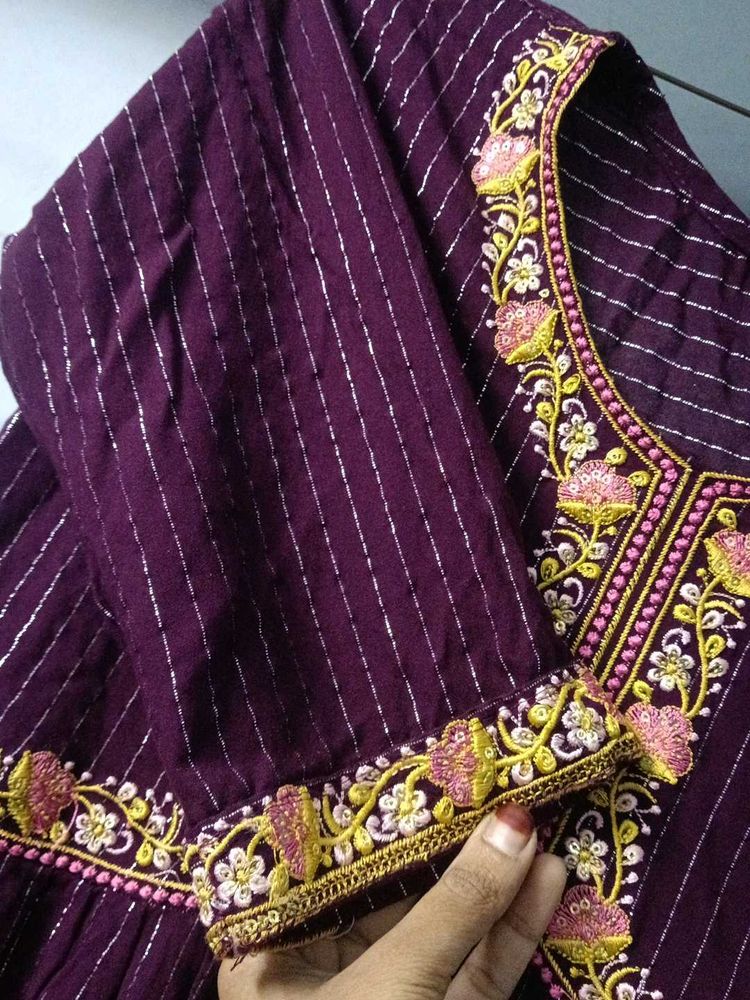 Elegant Purple Striped Kurta pant set