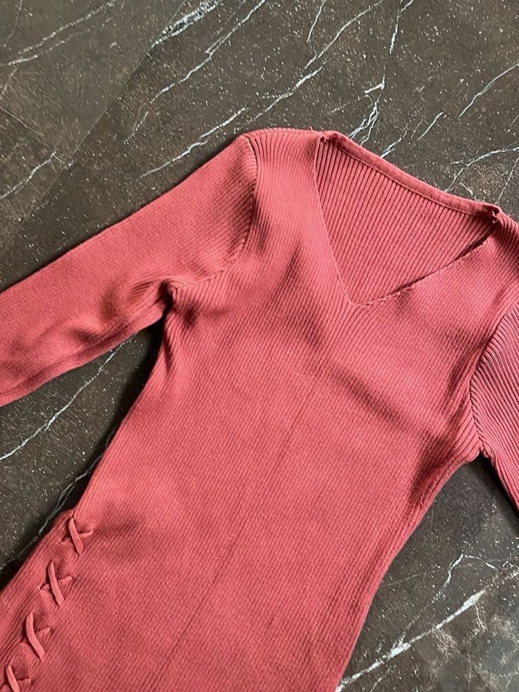 Ribbed Knit V-Neck Bodycon Dress