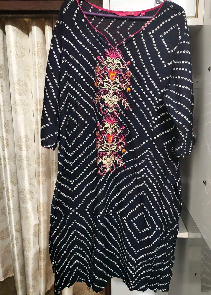 Embroidered Navy Blue Bandhani Kurta