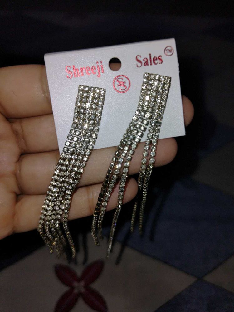 7 pairs of jhumkas and earrings