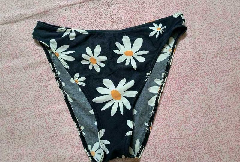 Daisy Print Bikini Bottom