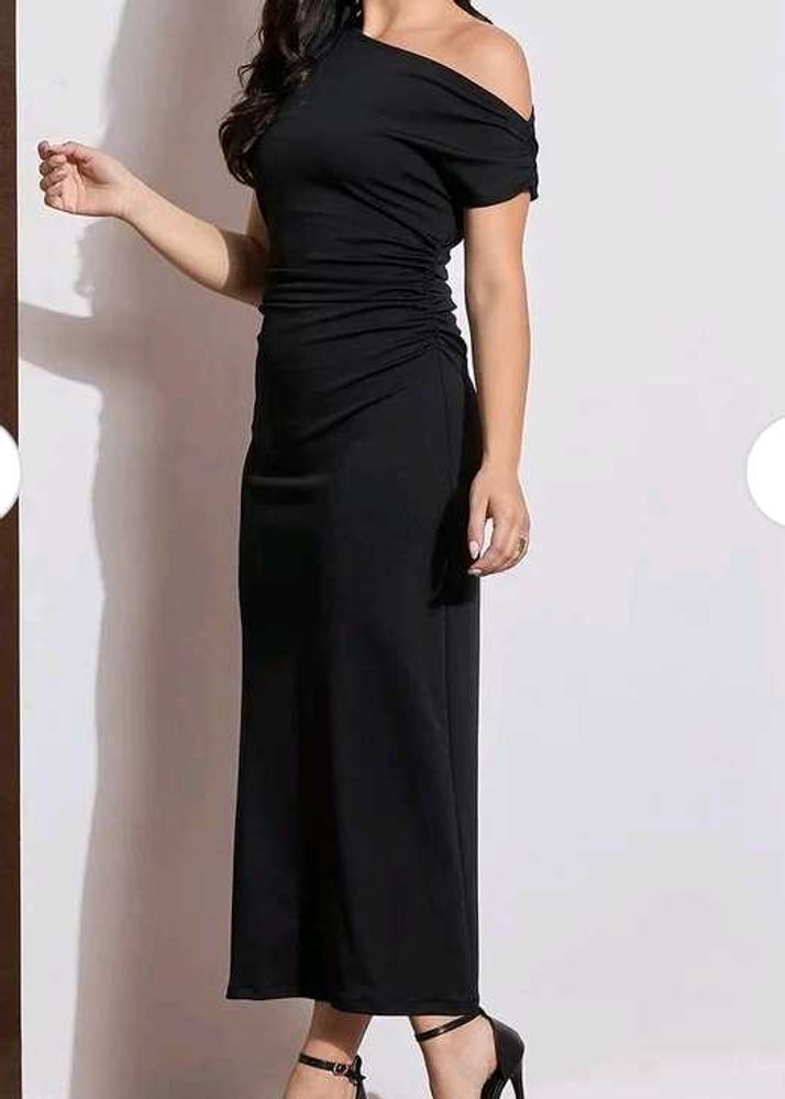 Black One-Shoulder Bodycon Dress 🖤✨