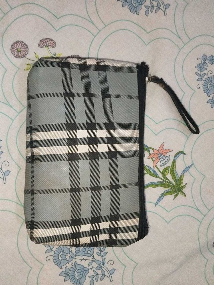 Classic Plaid Clutch Wallet