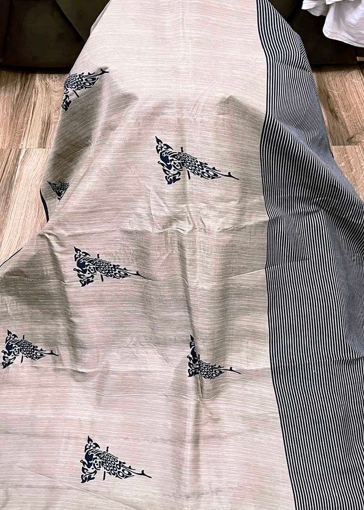 Chic Printed Saree
