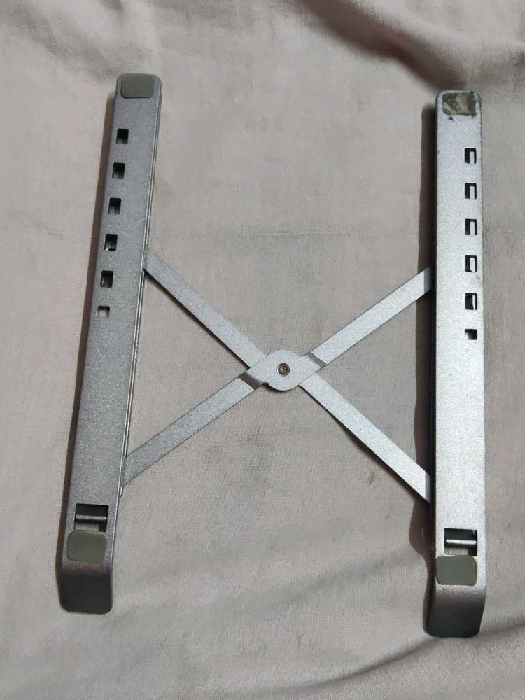 Adjustable Laptop Stand