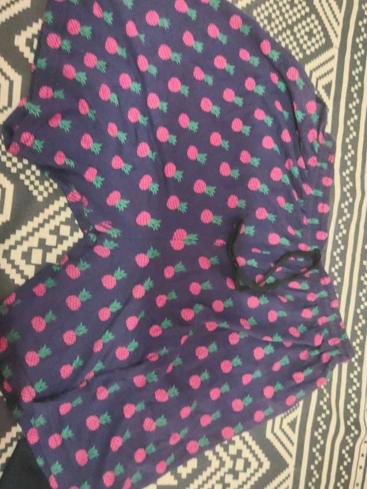 Cute Pineapple Print shorts