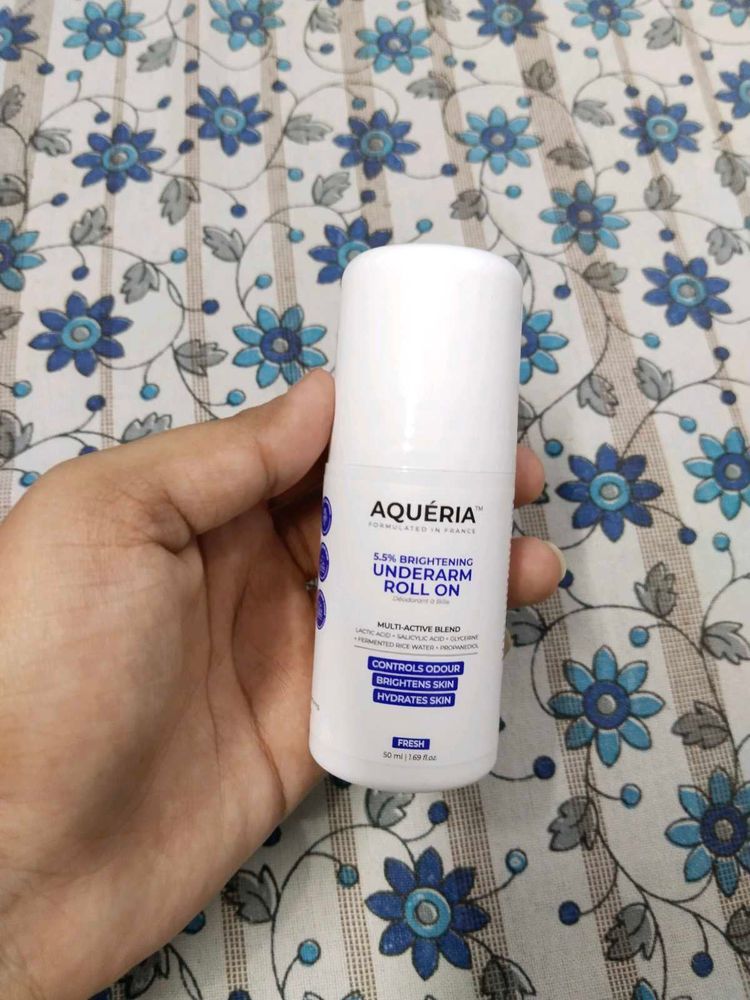 Aqueria Brightening Underarm Roll On