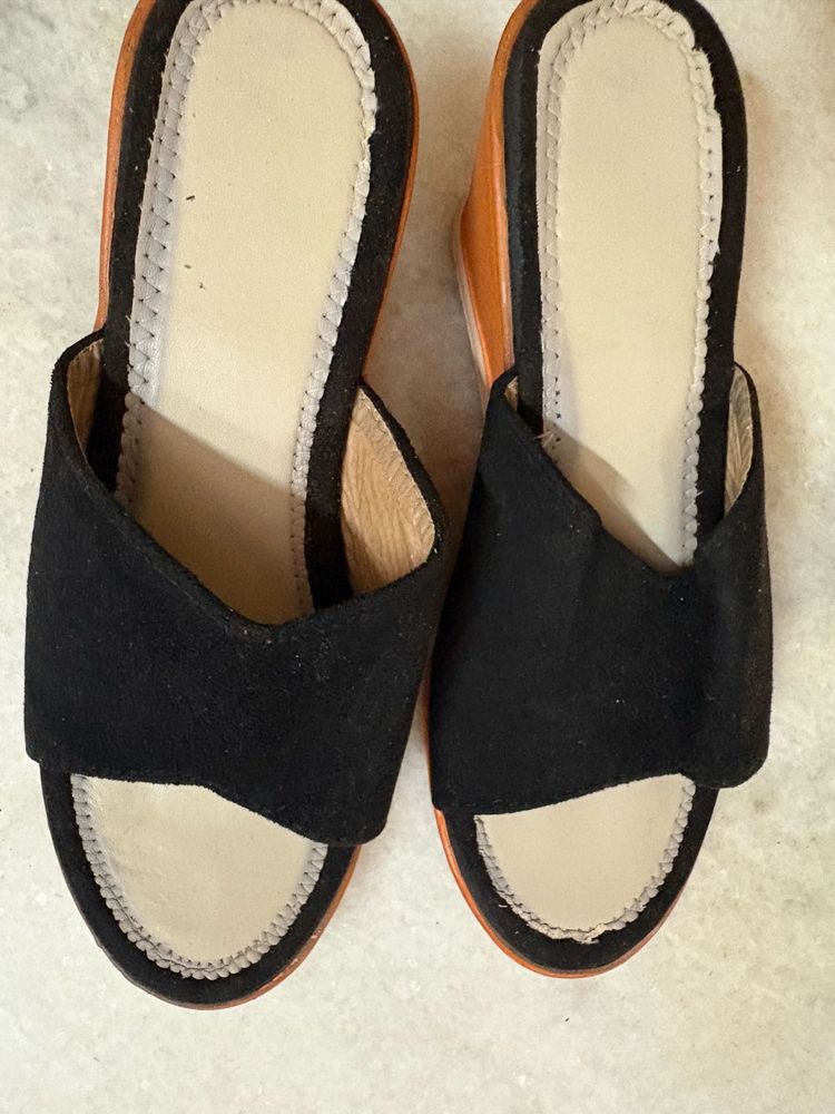 Stylish Black Slip-On Sandals