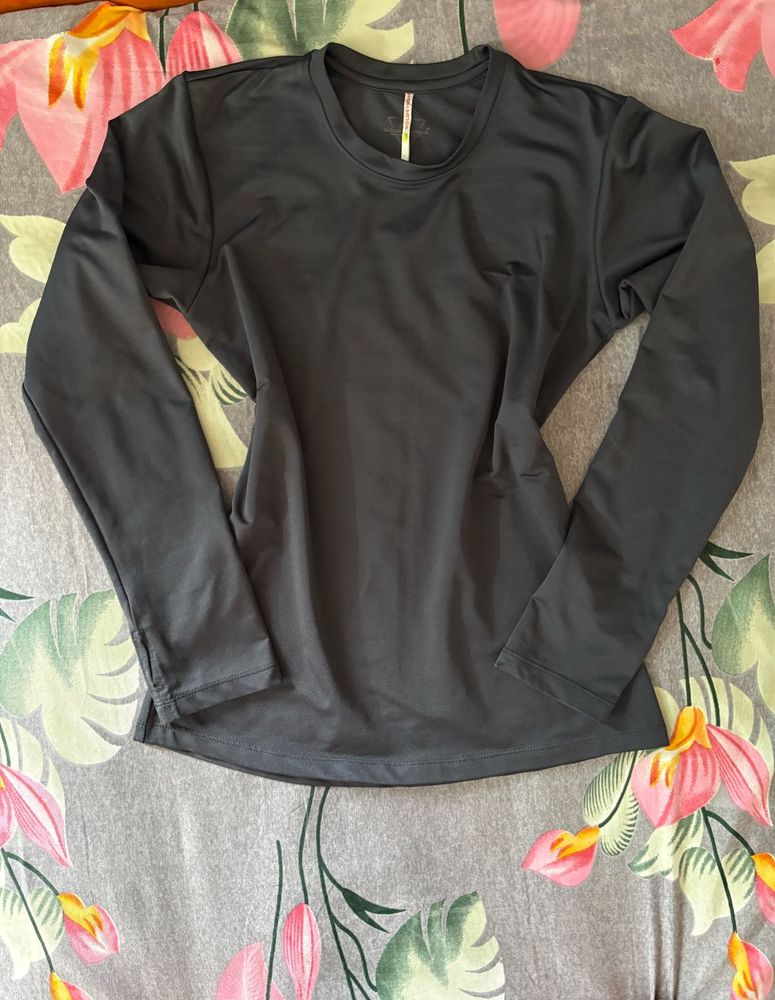 Long Sleeve Crew Neck Top